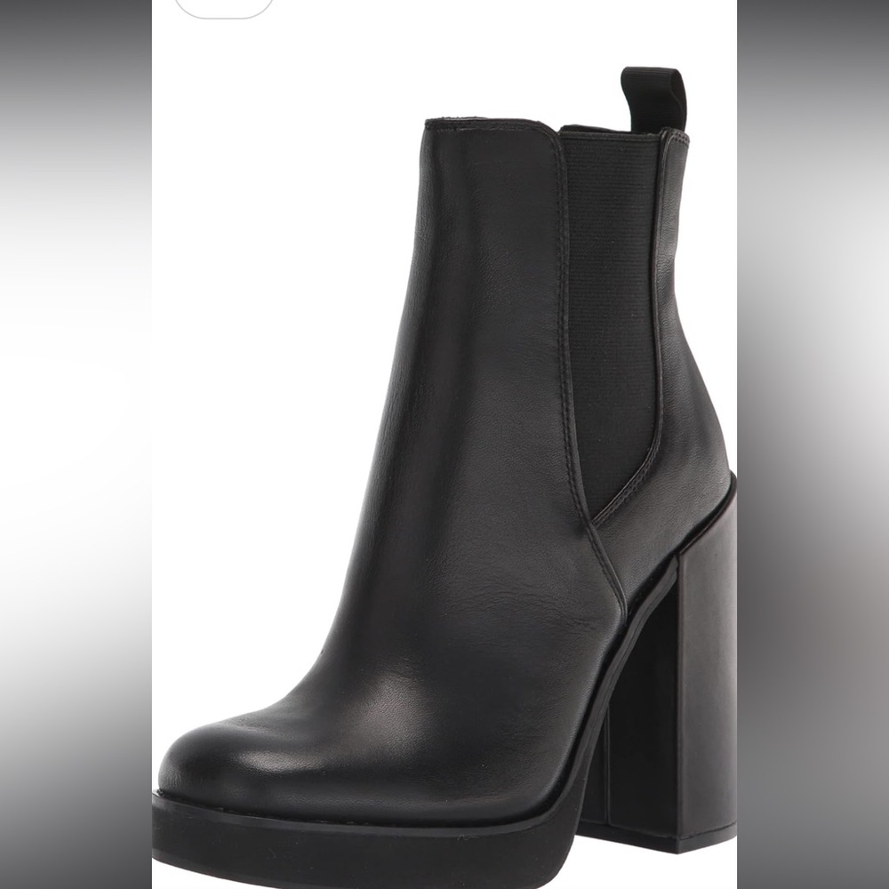 Steve Madden boots I used them twice